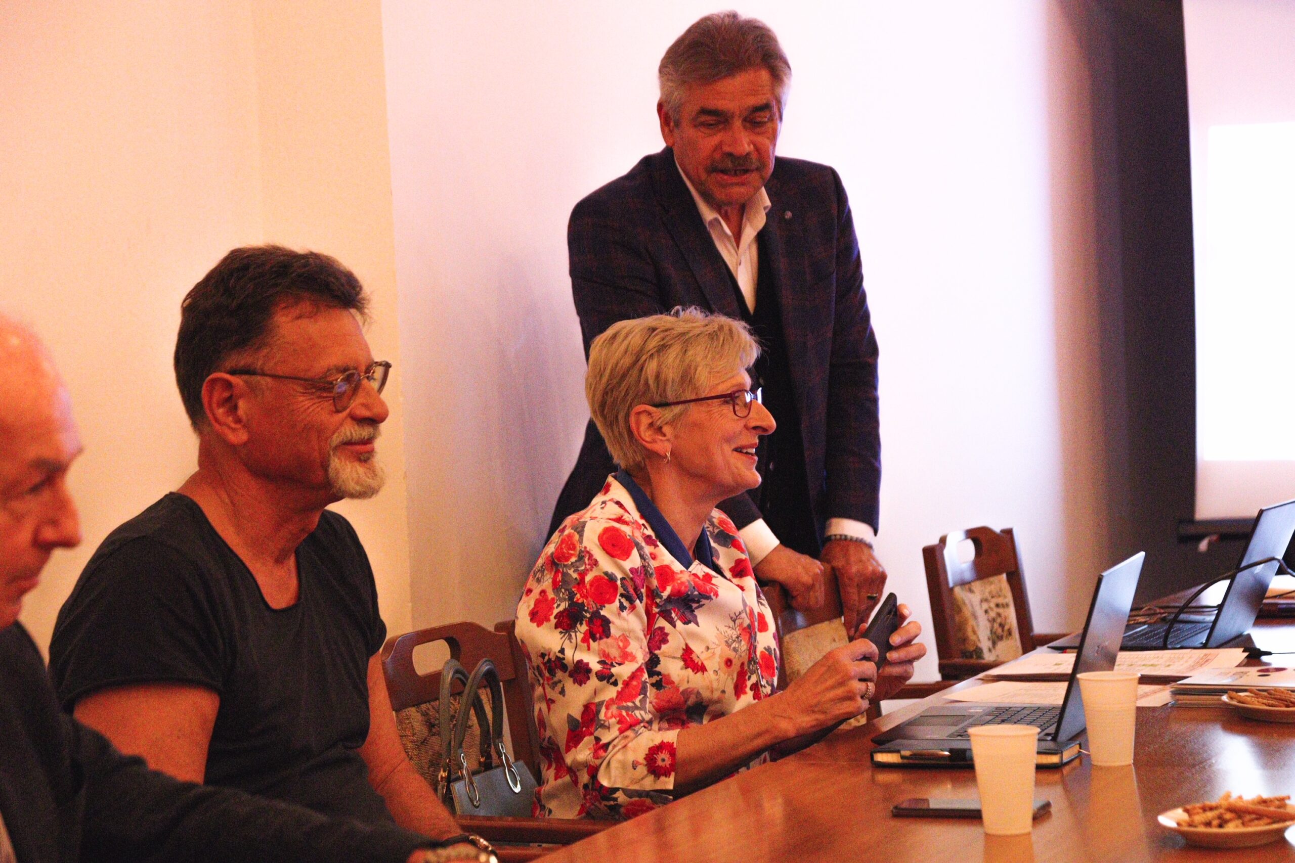Vadim Petrov, Marta Novákovám, Ivo Gajdoš