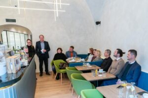Strategická snídaně v srdci Prahy: Klub Facility Manažerů ČMA představuje vize a trendy v efektivní správě budov
