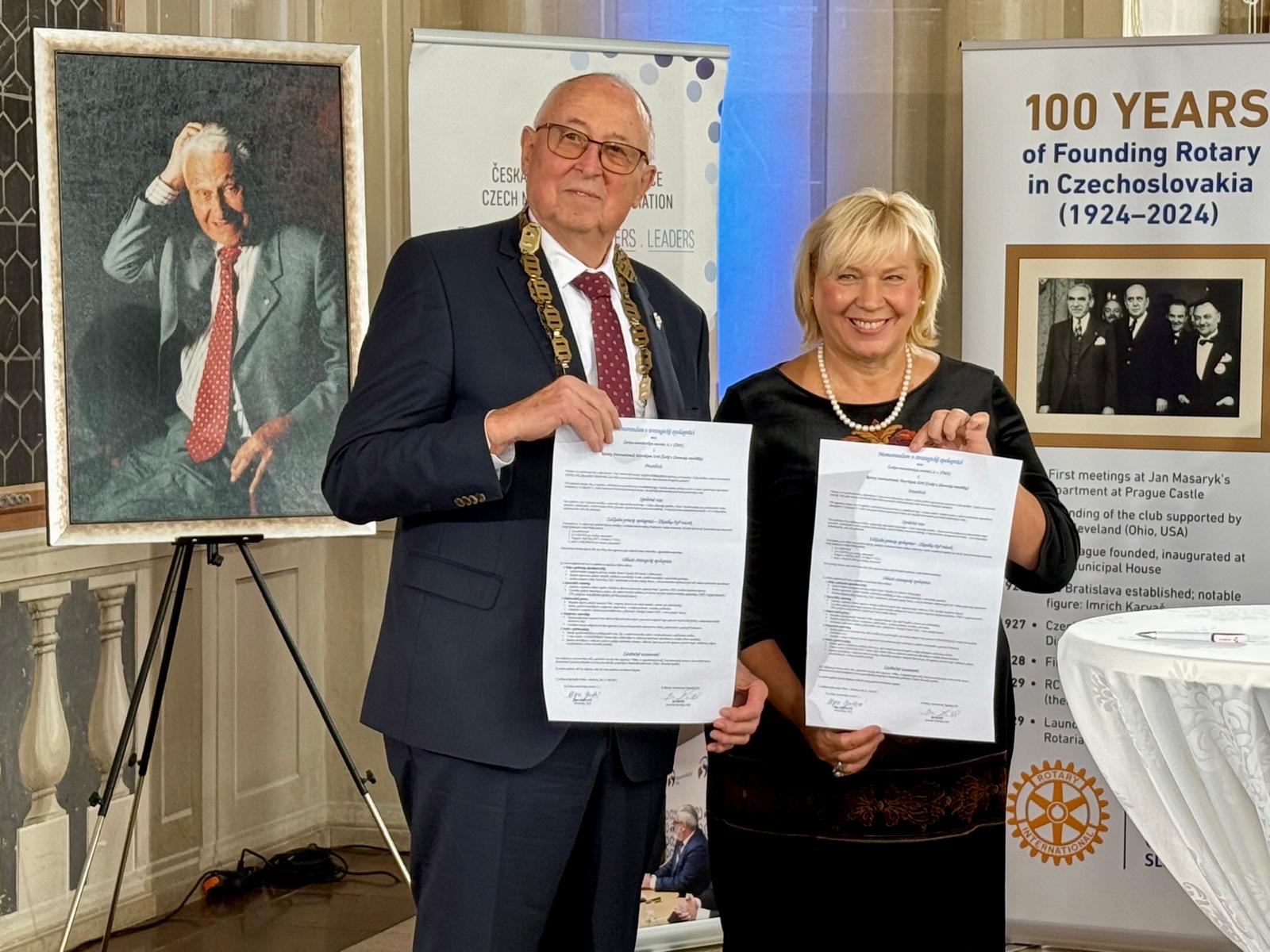 548000740_1601368504320456_4763309964647653179_n